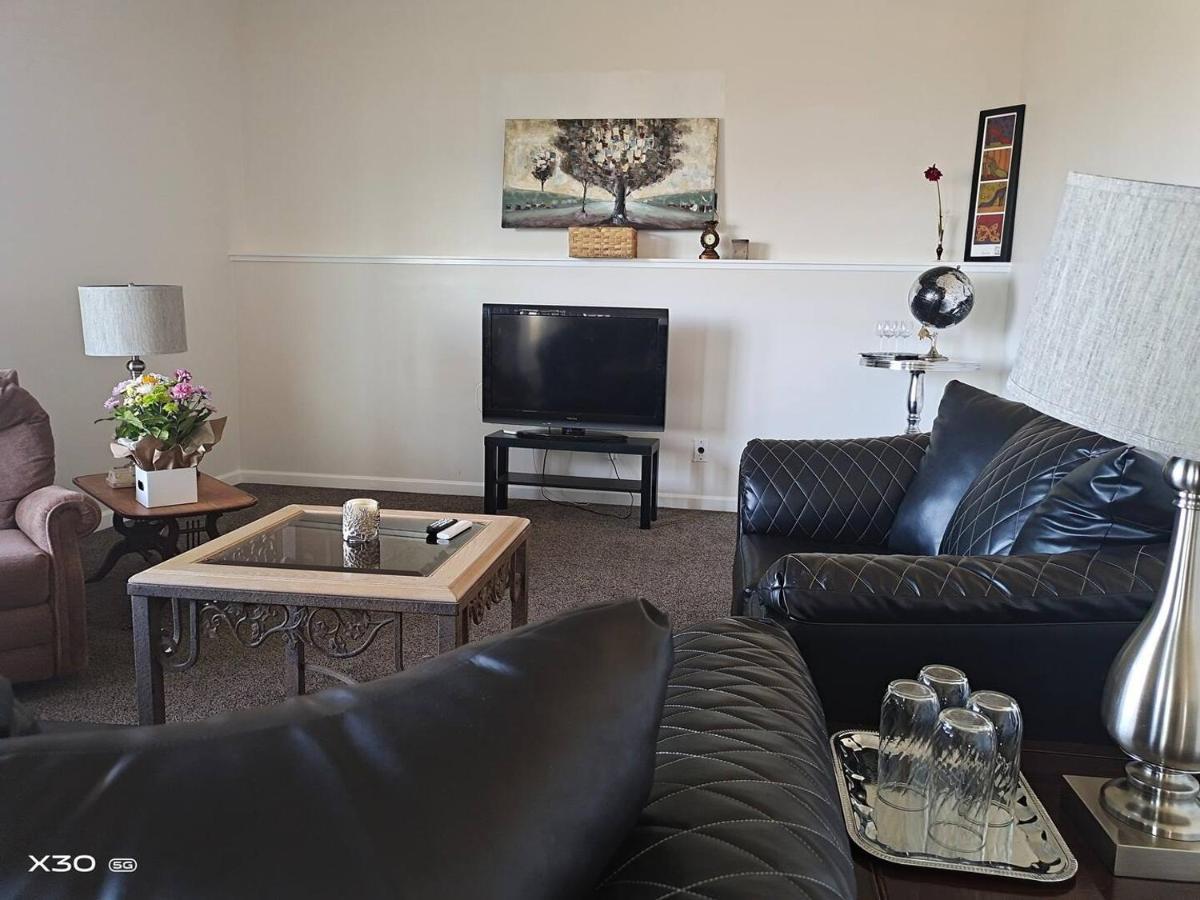 Peaceful And Spacious Lake View West Kelowna Luaran gambar