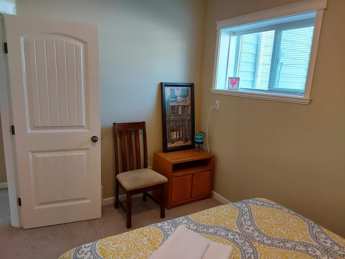 Peaceful And Spacious Lake View West Kelowna Luaran gambar