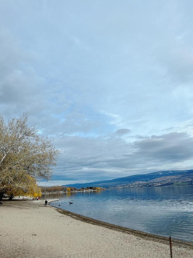 Peaceful And Spacious Lake View West Kelowna Luaran gambar